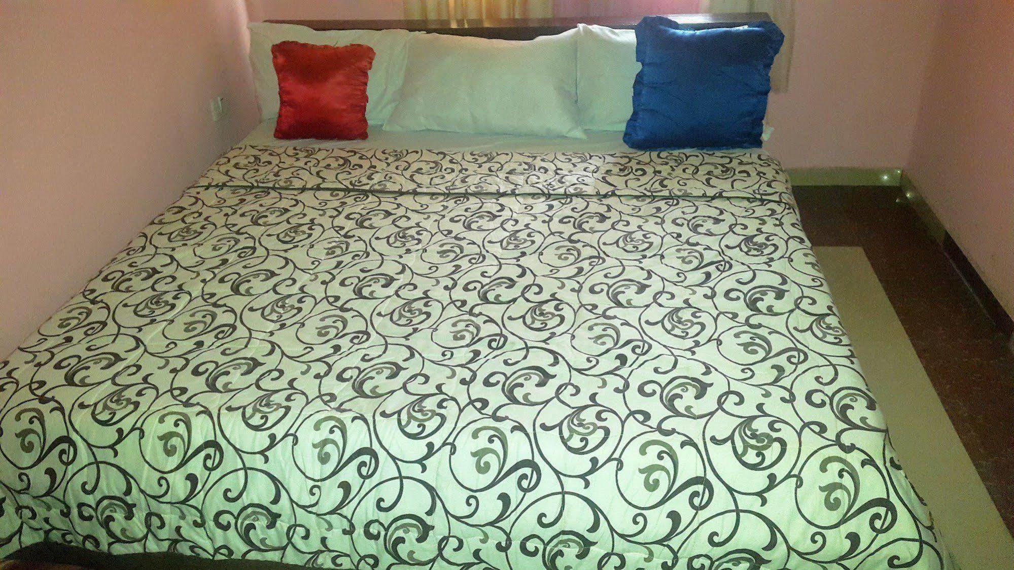 Maria Suites Lagos Esterno foto